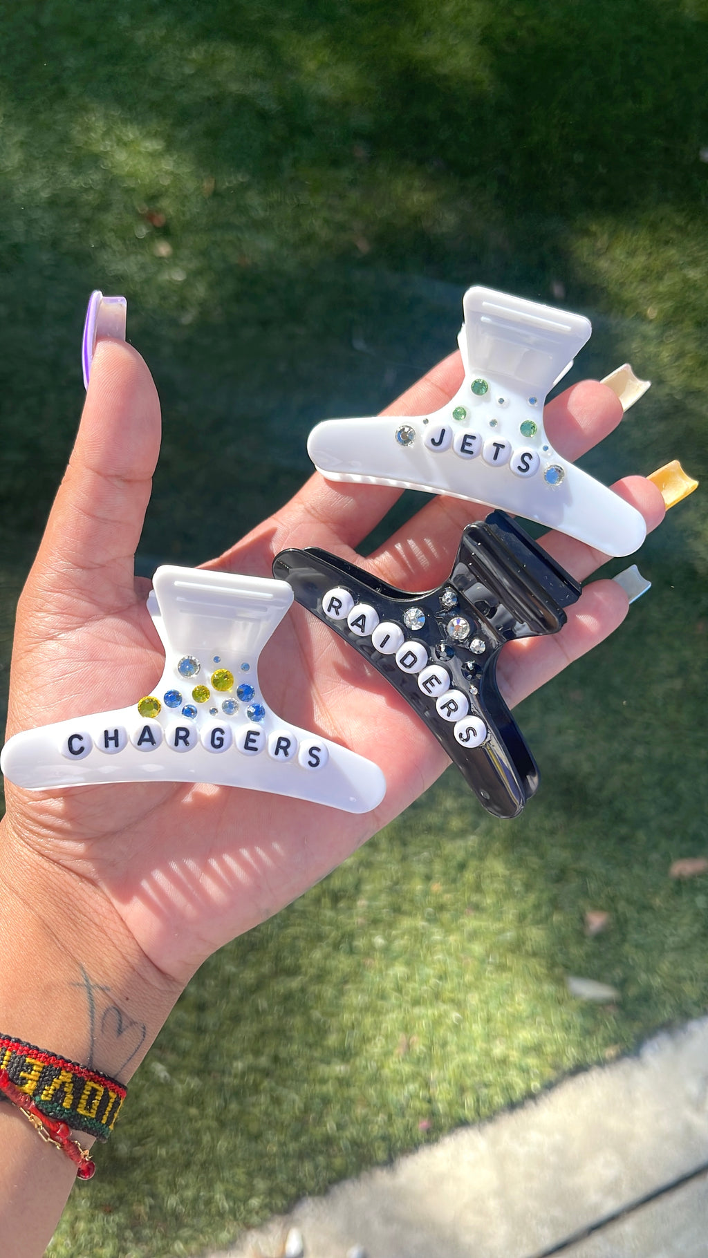 Sporty clips