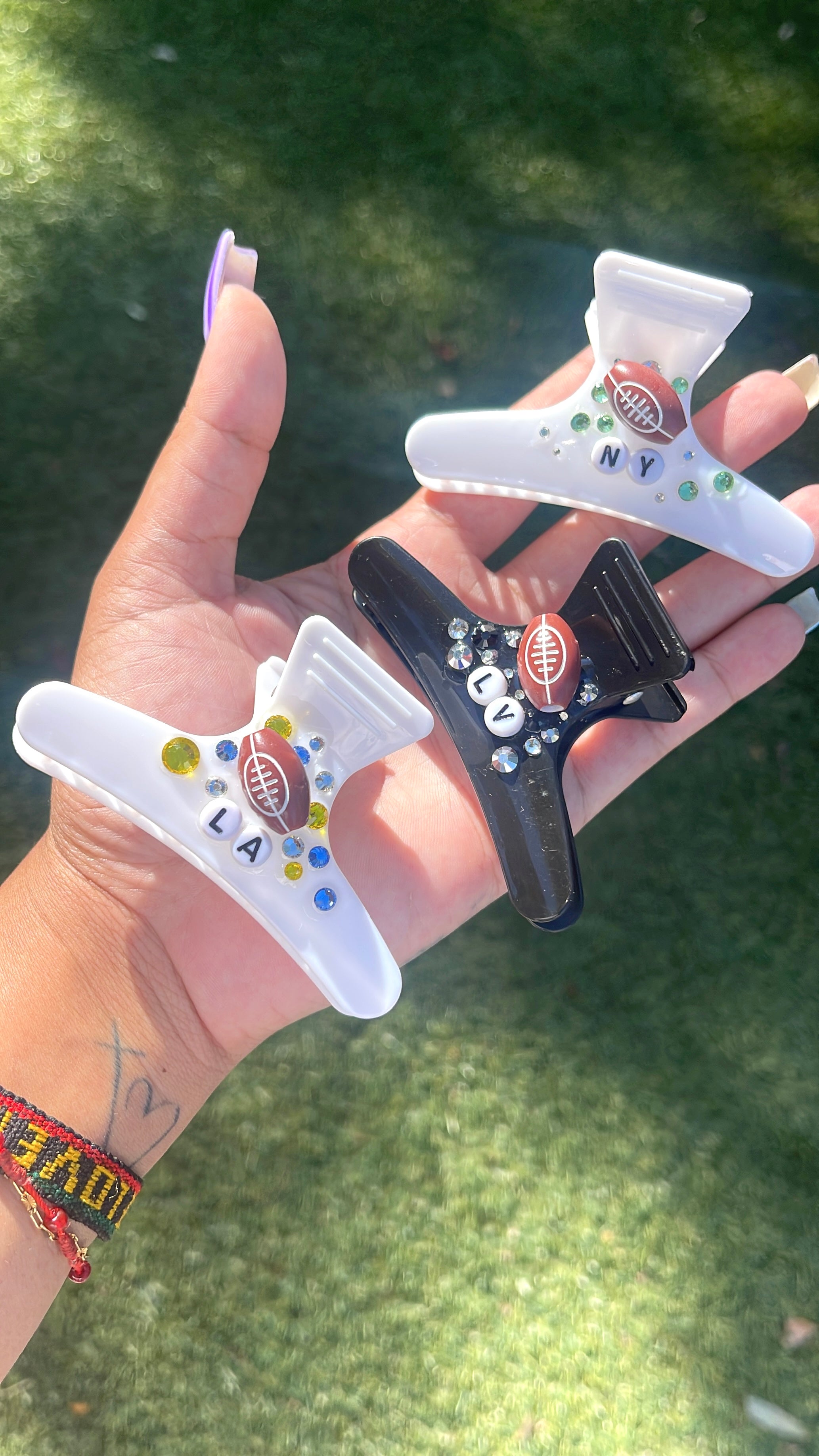 Sporty clips